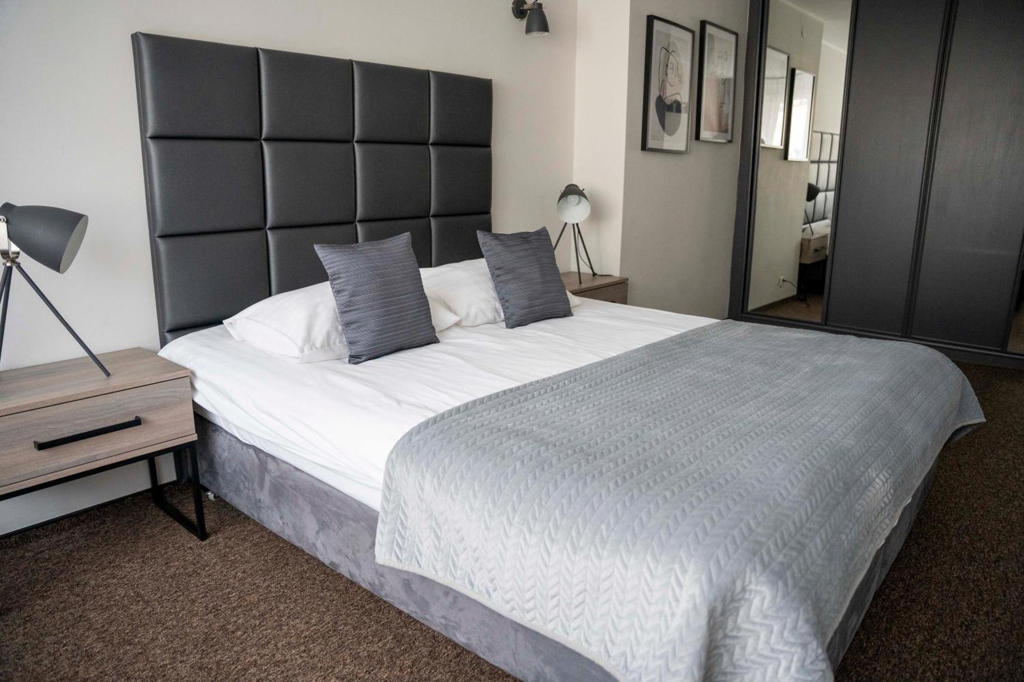 Lofft Hotel Ciechanów 객실 사진