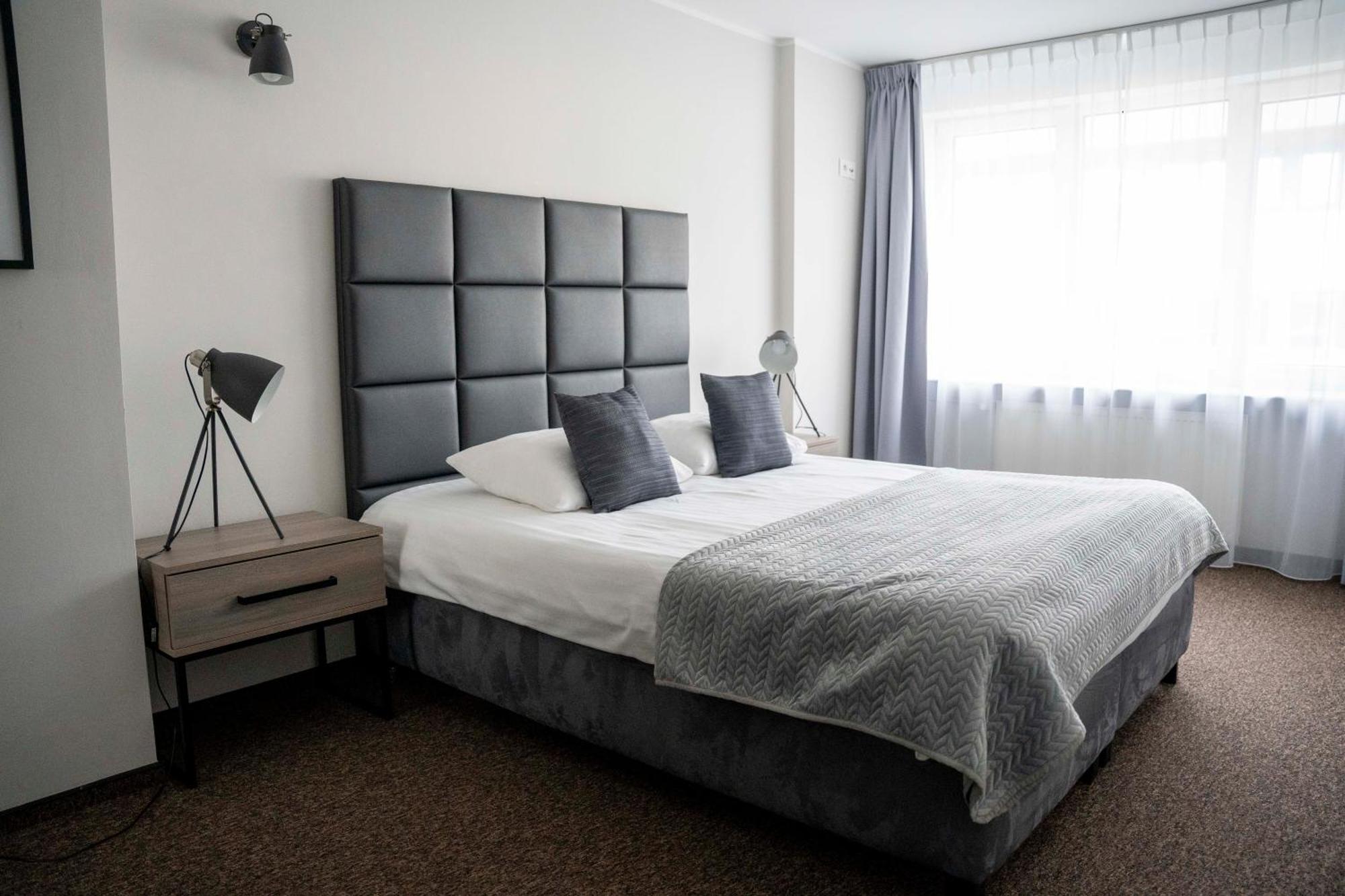Lofft Hotel Ciechanów 객실 사진