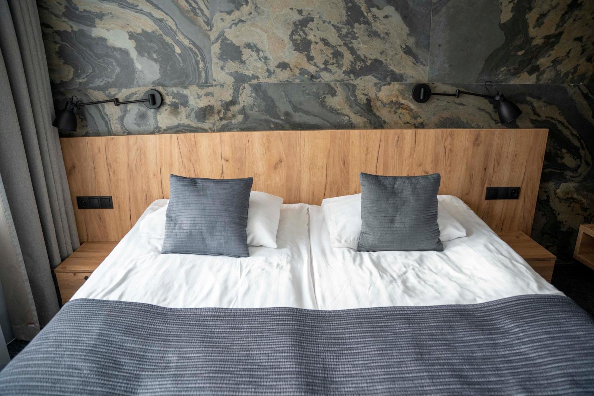 Lofft Hotel Ciechanów 객실 사진