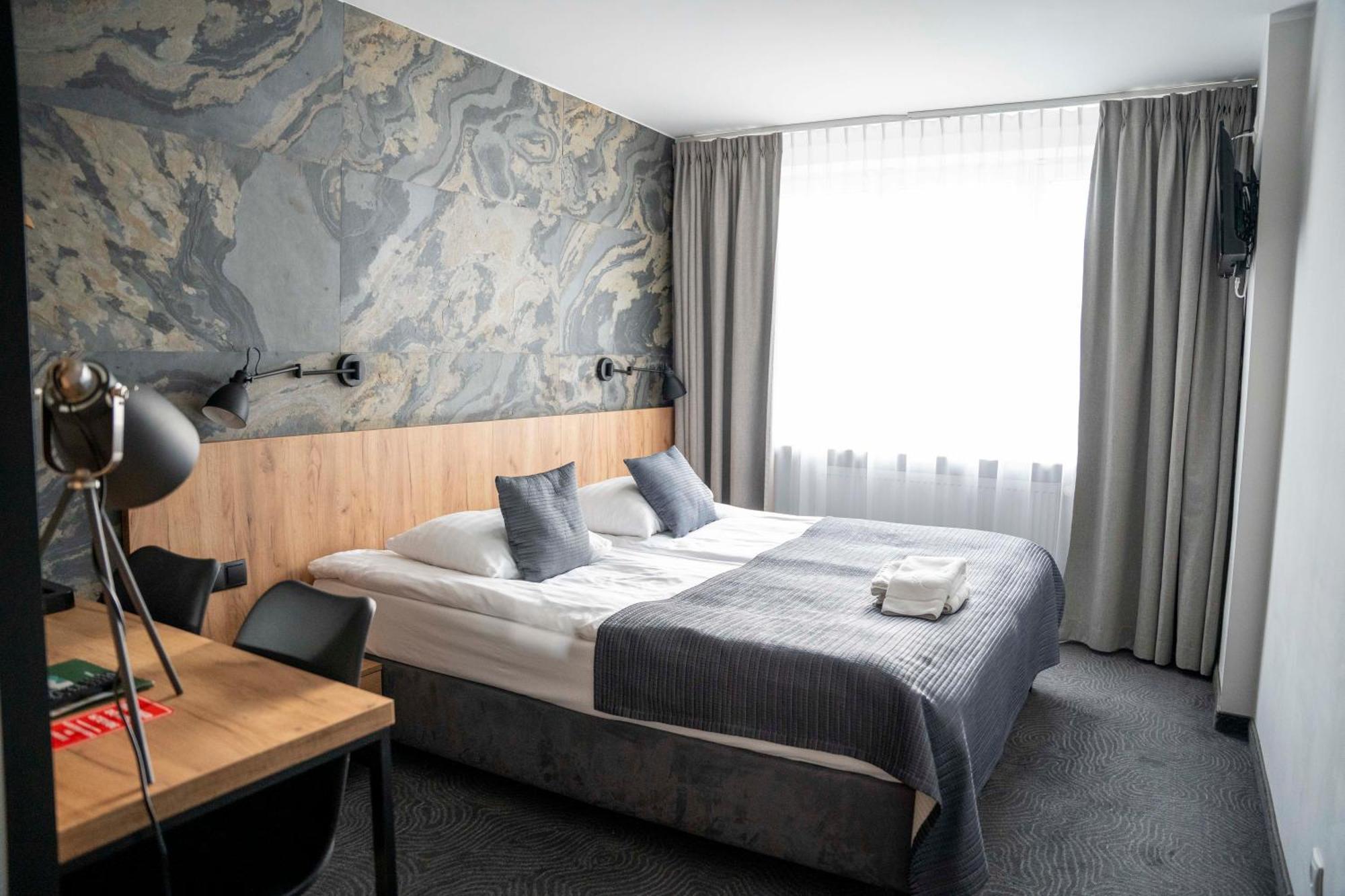 Lofft Hotel Ciechanów 객실 사진